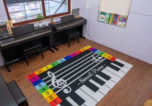 Học piano tại Tân Phú: Gợi ý trung tâm phù hợp cho từng độ tuổi