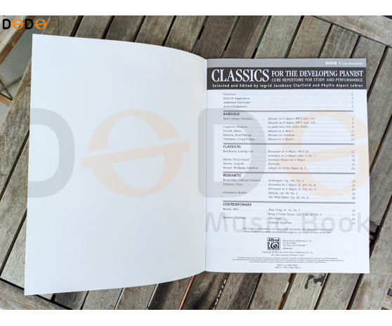 Classics for the Developing Pianist, Core Repertoire for Study and Performance - Book 1
